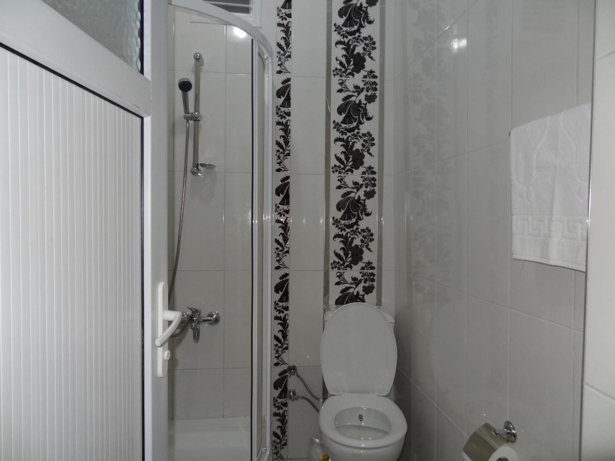 Double Room,886082575:JPEG