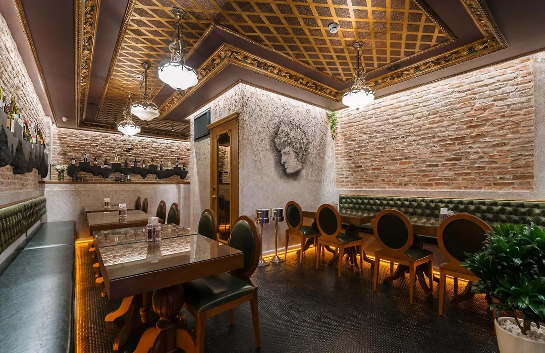 Tria Elegance Istanbul-1