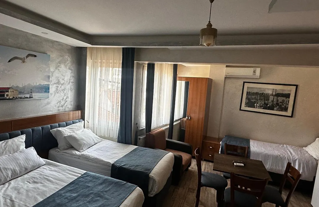 Yakut Old Hotel-1